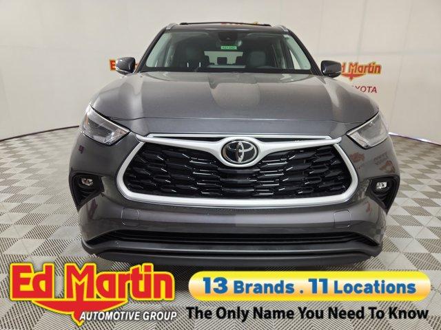 new 2025 Toyota Highlander car, priced at $49,690