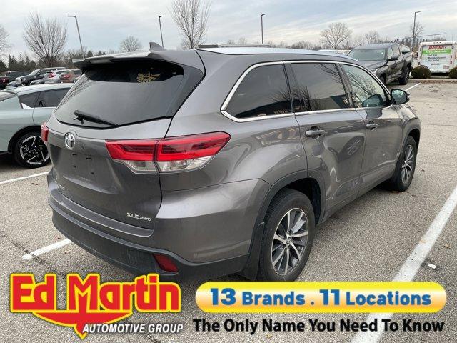 used 2019 Toyota Highlander car, priced at $26,843