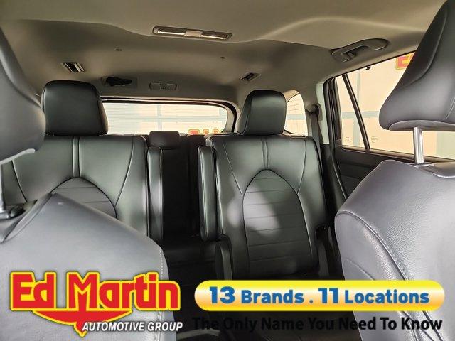 used 2024 Toyota Highlander car, priced at $41,917