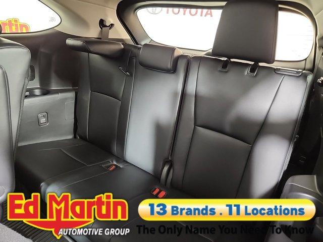 used 2024 Toyota Highlander car, priced at $41,917