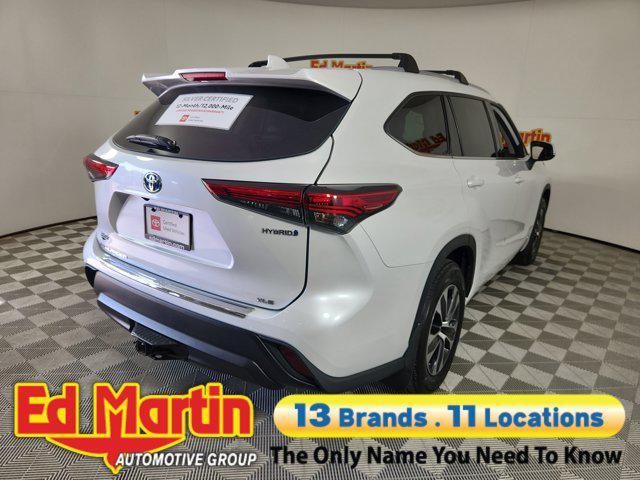 used 2022 Toyota Highlander Hybrid car, priced at $28,795