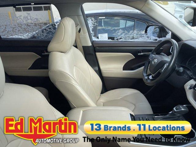 used 2021 Toyota Highlander car, priced at $29,608