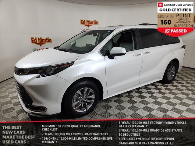 used 2024 Toyota Sienna car, priced at $38,586