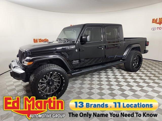 used 2021 Jeep Gladiator car, priced at $29,167