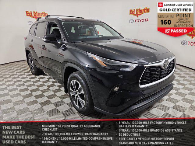 used 2022 Toyota Highlander car, priced at $35,388