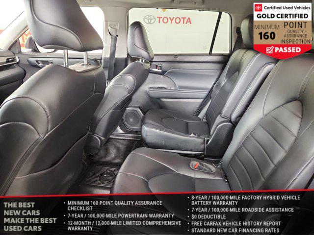 used 2022 Toyota Highlander car, priced at $35,388