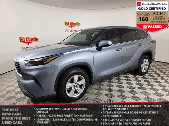 used 2022 Toyota Highlander car, priced at $29,250