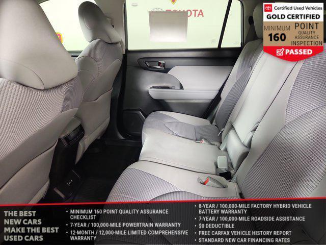 used 2022 Toyota Highlander car, priced at $29,250