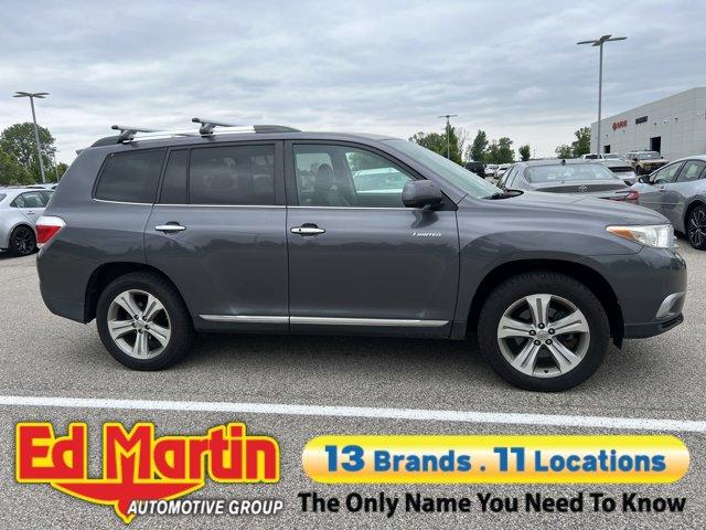 used 2011 Toyota Highlander car, priced at $10,841