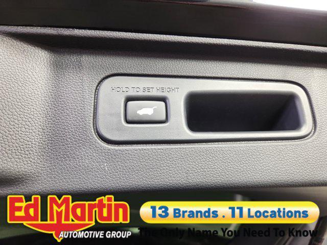 used 2025 Honda Pilot car, priced at $48,370