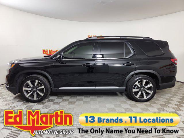 used 2025 Honda Pilot car, priced at $48,370