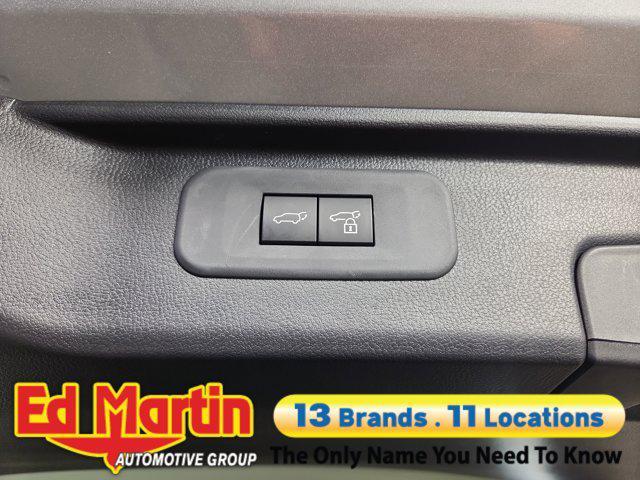 new 2025 Toyota Highlander car, priced at $46,476