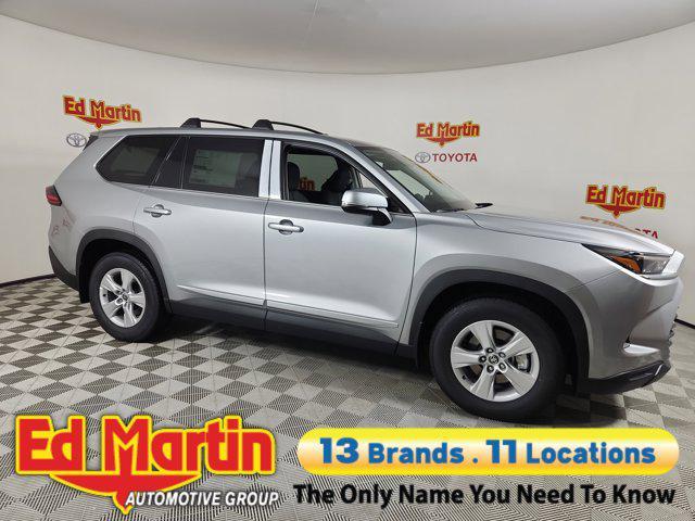 new 2025 Toyota Highlander car, priced at $46,476