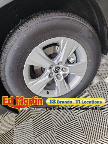 new 2025 Toyota Highlander car, priced at $46,476