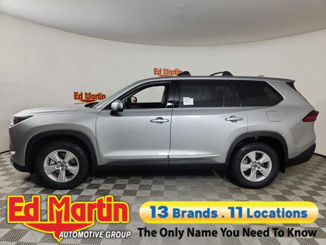 new 2025 Toyota Highlander car, priced at $46,476