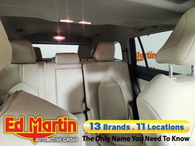 used 2024 Toyota Highlander car, priced at $37,839