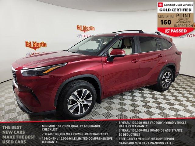 used 2024 Toyota Highlander car, priced at $36,961