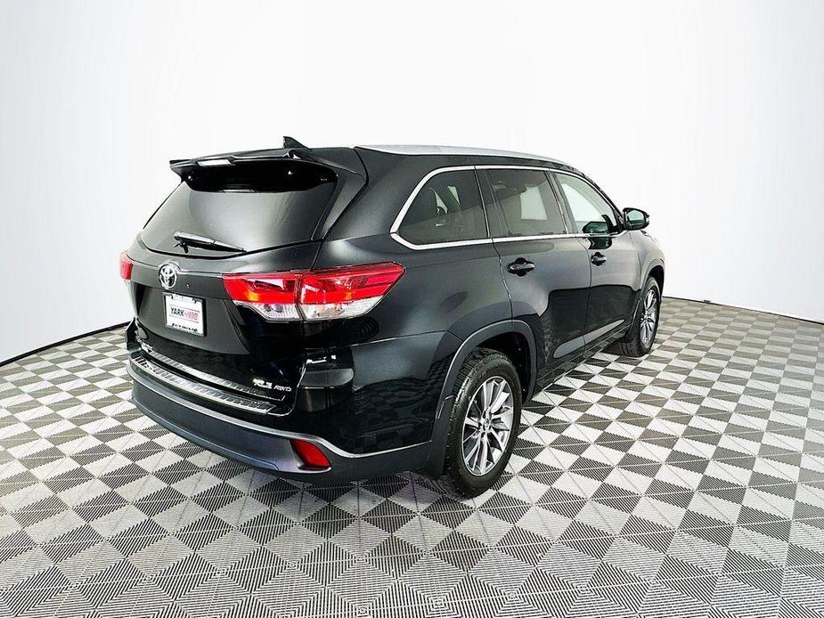 used 2018 Toyota Highlander car, priced at $22,998