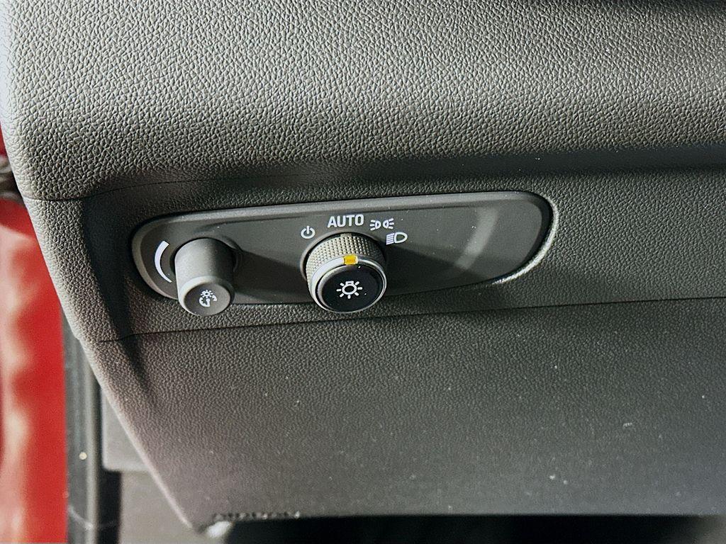 used 2023 Buick Envision car, priced at $20,985