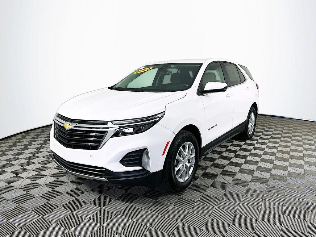 used 2024 Chevrolet Equinox car, priced at $22,674
