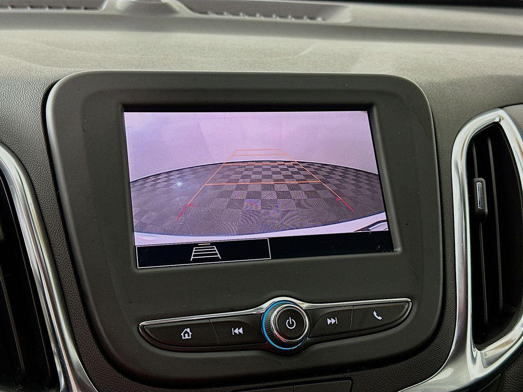 used 2024 Chevrolet Equinox car, priced at $22,674