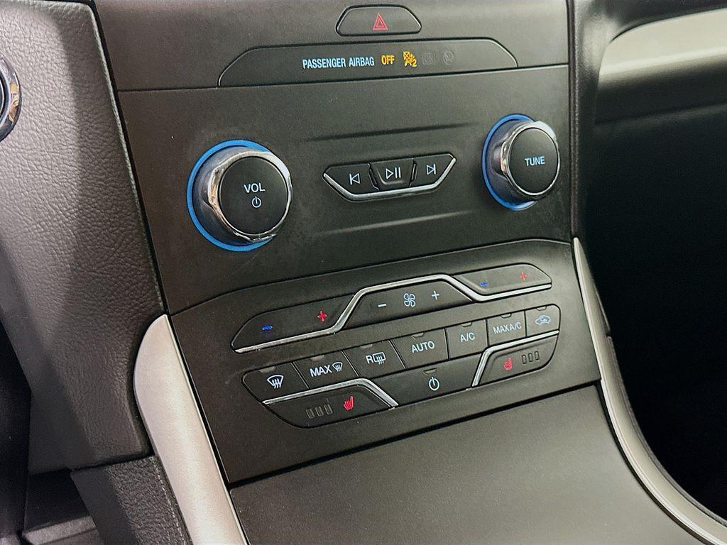 used 2020 Ford Edge car, priced at $14,627