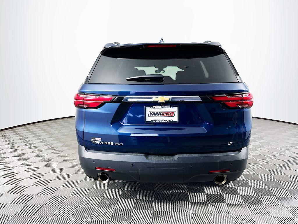 used 2022 Chevrolet Traverse car, priced at $28,921