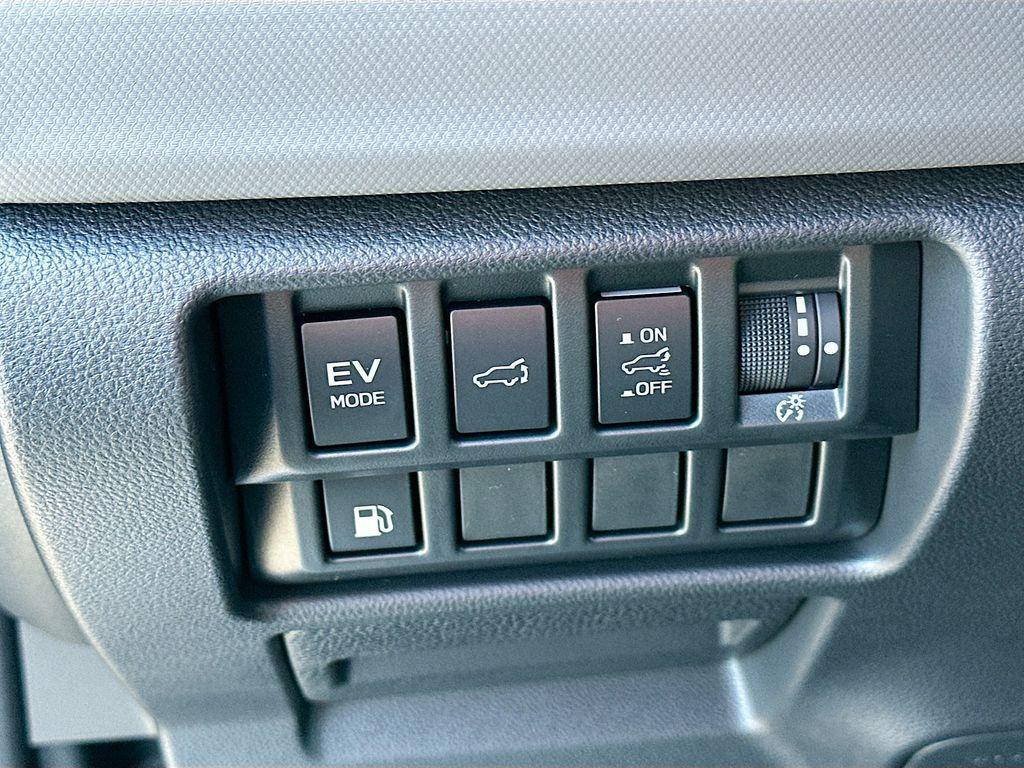 new 2025 Subaru Forester Hybrid car, priced at $39,925