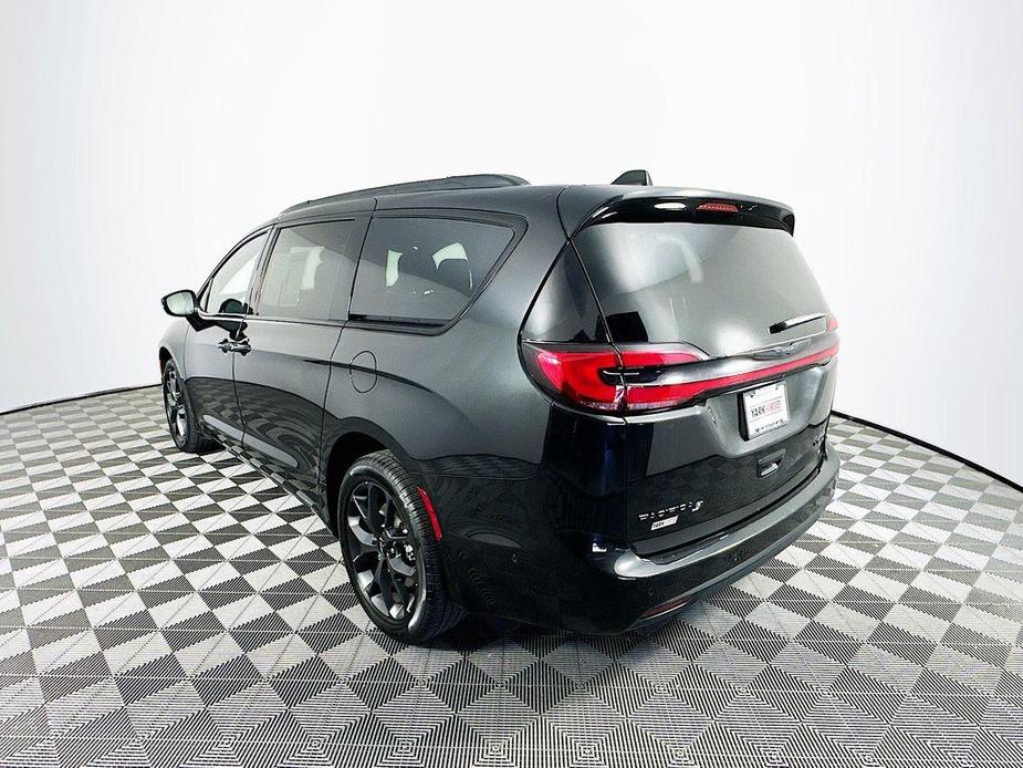 used 2022 Chrysler Pacifica car, priced at $38,515