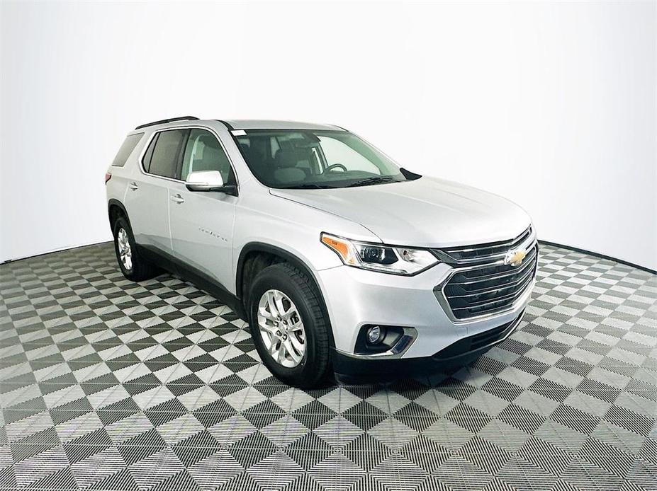 used 2021 Chevrolet Traverse car, priced at $28,485