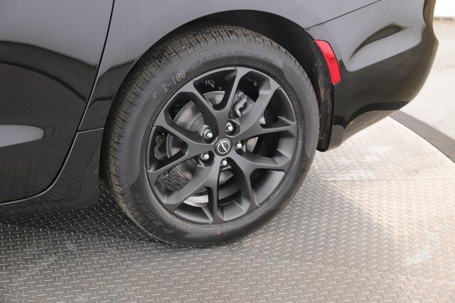 new 2026 Chrysler Pacifica car, priced at $52,745