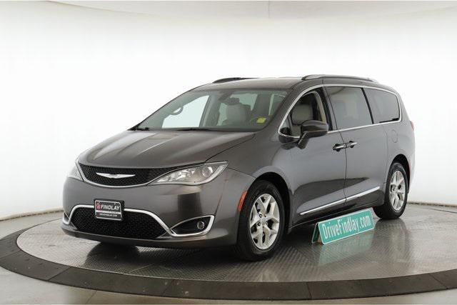 used 2017 Chrysler Pacifica car, priced at $11,999