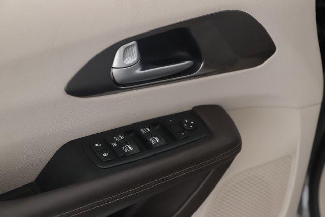 used 2017 Chrysler Pacifica car, priced at $11,999