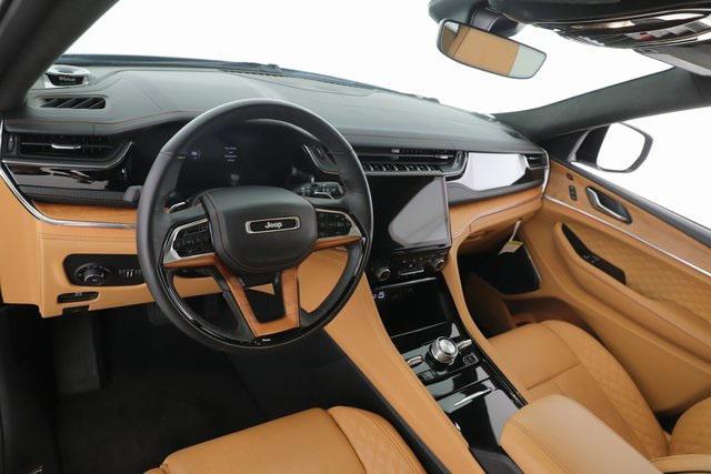 used 2024 Jeep Grand Cherokee car, priced at $44,900