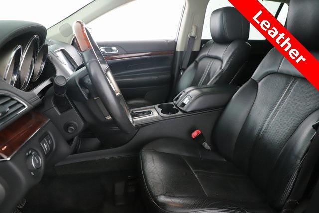 used 2012 Lincoln MKT car, priced at $4,999