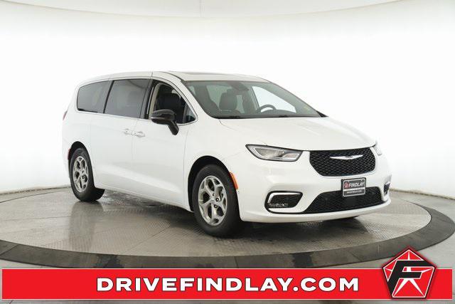 used 2024 Chrysler Pacifica car, priced at $39,997