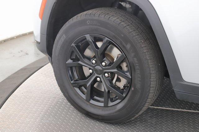 used 2024 Jeep Grand Cherokee L car, priced at $26,900