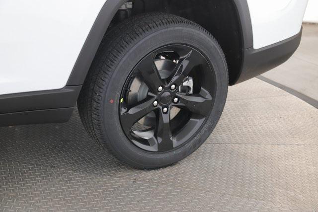 new 2025 Jeep Grand Cherokee L car, priced at $39,780