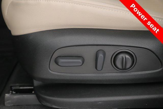 used 2023 Chevrolet Traverse car, priced at $29,900