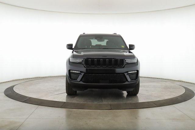 new 2025 Jeep Grand Cherokee car, priced at $42,395