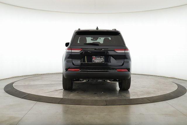 new 2025 Jeep Grand Cherokee car, priced at $42,395