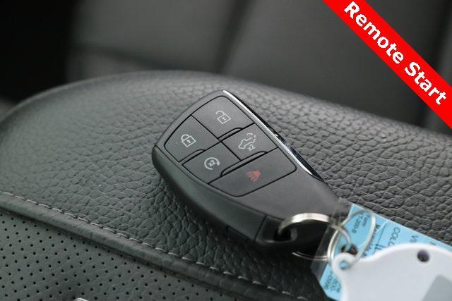 used 2025 GMC Sierra 2500 car, priced at $69,804