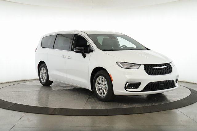 new 2026 Chrysler Pacifica car, priced at $37,890