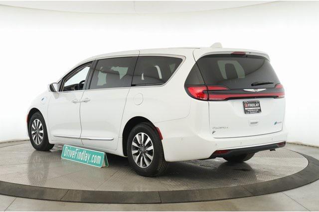 used 2022 Chrysler Pacifica Hybrid car, priced at $29,977