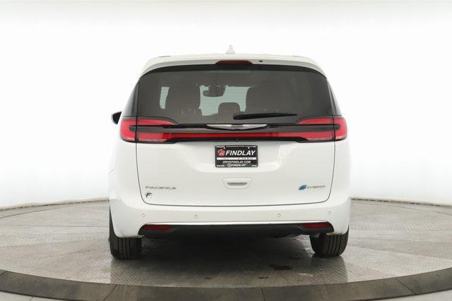 used 2022 Chrysler Pacifica Hybrid car, priced at $29,977