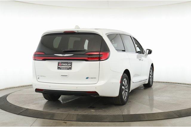 used 2022 Chrysler Pacifica Hybrid car, priced at $29,977