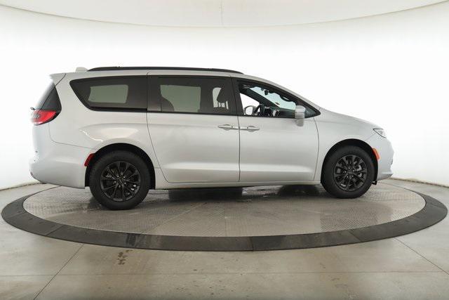 used 2022 Chrysler Pacifica car, priced at $34,989