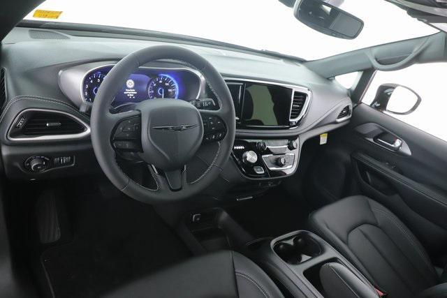 new 2026 Chrysler Pacifica car, priced at $40,630