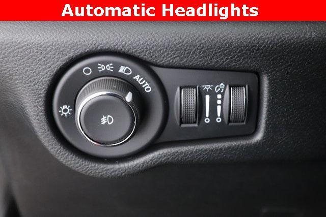 new 2026 Chrysler Pacifica car, priced at $40,630