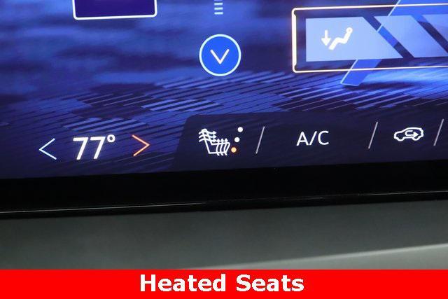 used 2025 Chevrolet Traverse car, priced at $35,977